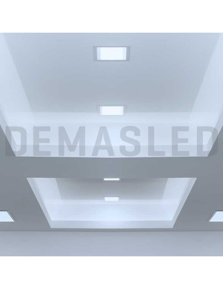 Panel LED cuadrado blanco de 17x17cm 12W 900lm, de empotrar