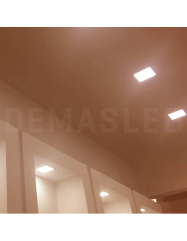 Panel LED cuadrado AJUSTABLE de 12x12cm 12W 1020lm, Empotrar