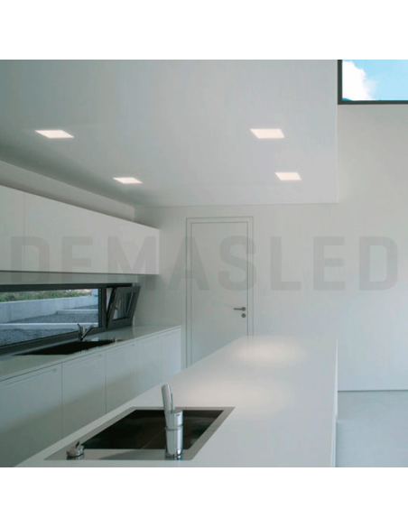 Panel LED cuadrado AJUSTABLE de 17x17cm 18W 1620lm, Empotrar