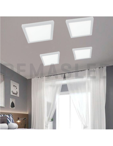 Plafón LED cuadrado blanco de 30x30cm, 24W 1920lm, de aplicar