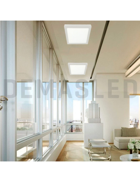 Plafón LED cuadrado blanco de 30x30cm, 24W 1920lm, de aplicar