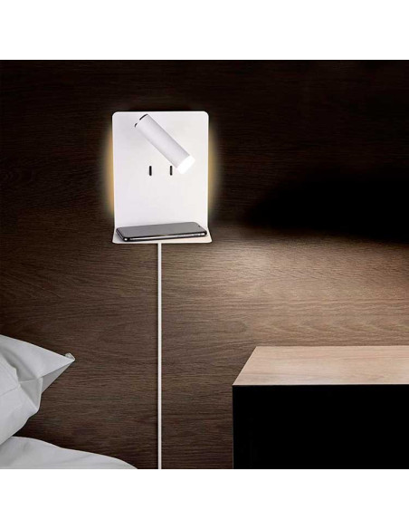 Aplique con foco de lectura negro con puerto USB