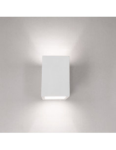 Aplique de pared modelo UMA 200 en color Blanco para 2XG9 (no incluida)