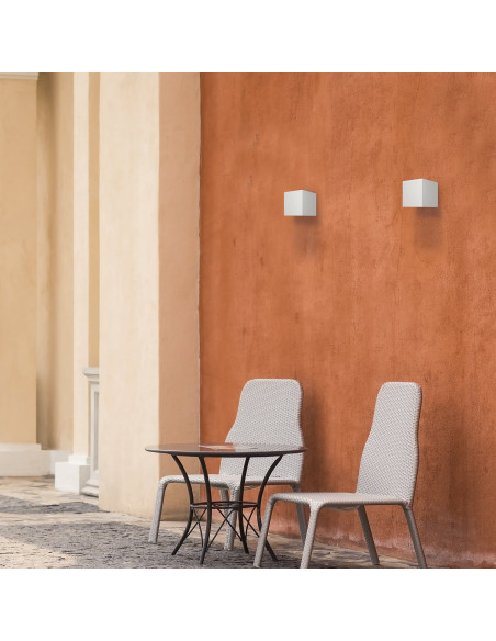 Aplique de pared modelo 1080G01-WH en color Blanco