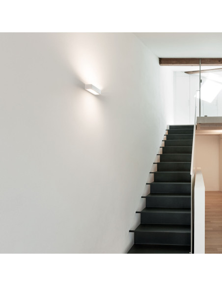 Aplique de pared modelo MB2230-WH en color Blanco