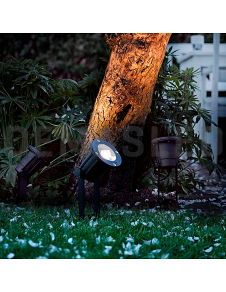 Luminaria exteriores Jardín pincho. IP54.110-220v. Gu10.